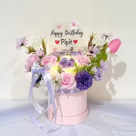 Bloom Box Akrilik Ucapan Ulang Tahun Dogiyai